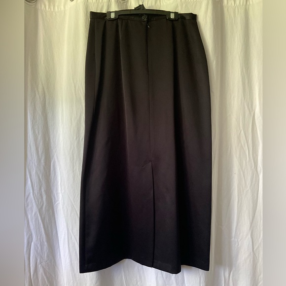 Cleo Petites Black Satin Skirt & Top Set- Size 12 (both) - Picture 5 of 8